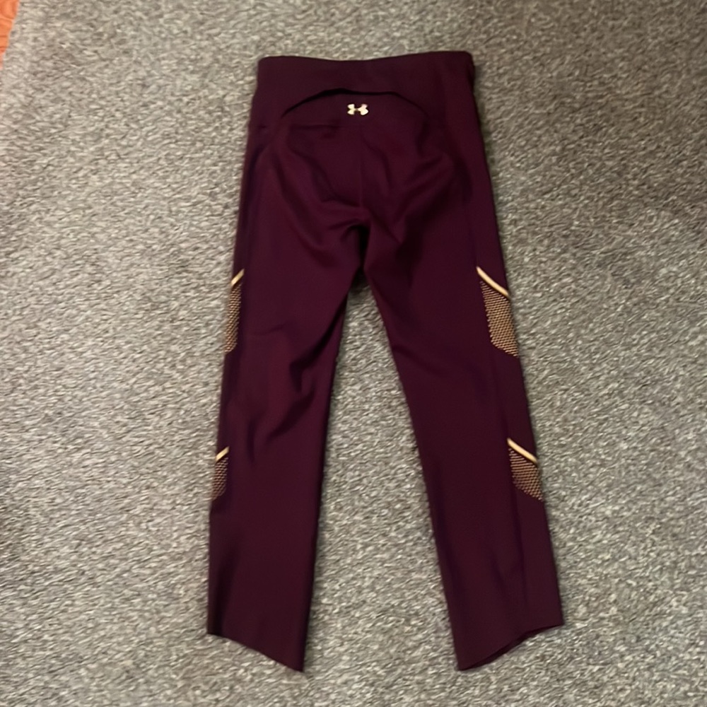 Under Armor leggings. Xs - Picture 6 of 7